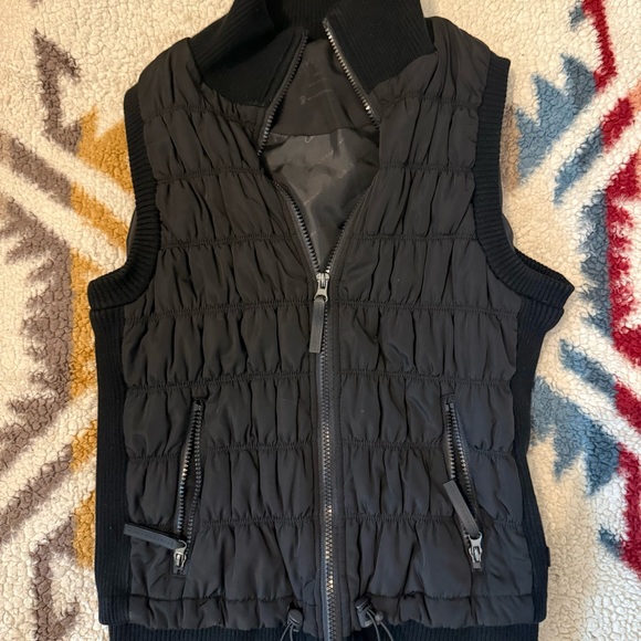 Calvin Klein Jackets & Blazers - Calvin Klein Black Quilted Women's Vest
